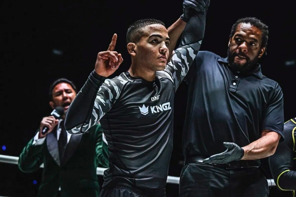 Diogo ‘Baby Shark’ Reis chegou no ONE FC com uma bagagem robusta no grappling. Aluno de Melqui Galvão tem duas medalhas de ouro do mundial do ADCC.