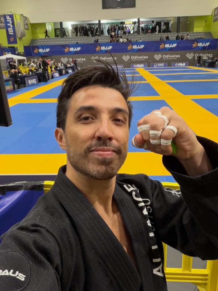 Caio Carneiro celebrated his participation in the IBJJF Europeans in Lisbon.