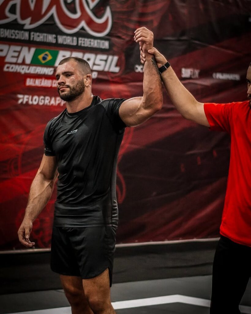 Vinicius Lessa has strong results in ADCC tournaments. At an ADCC Open in Balneário Camboriú, for example, he took gold.