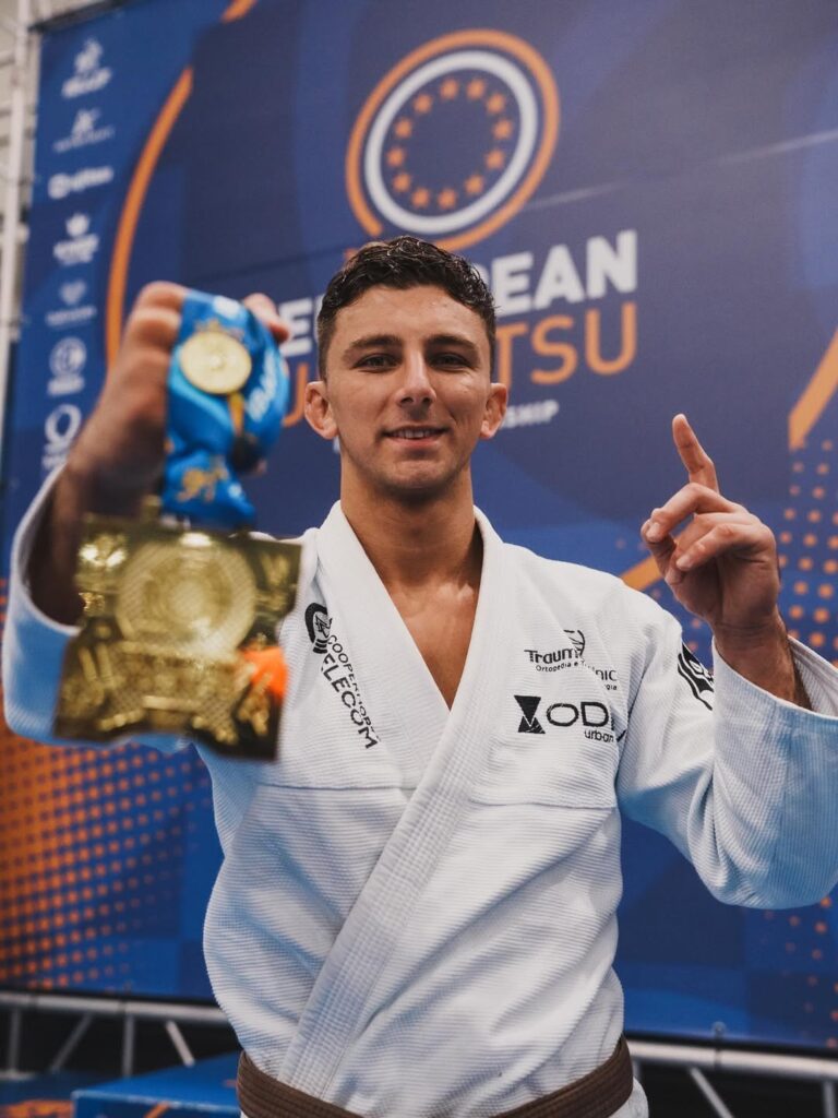 Rafael Gamba's run at the IBJJF Europeans in Lisbon was marked by five submissions in the brown belt middleweight bracket.