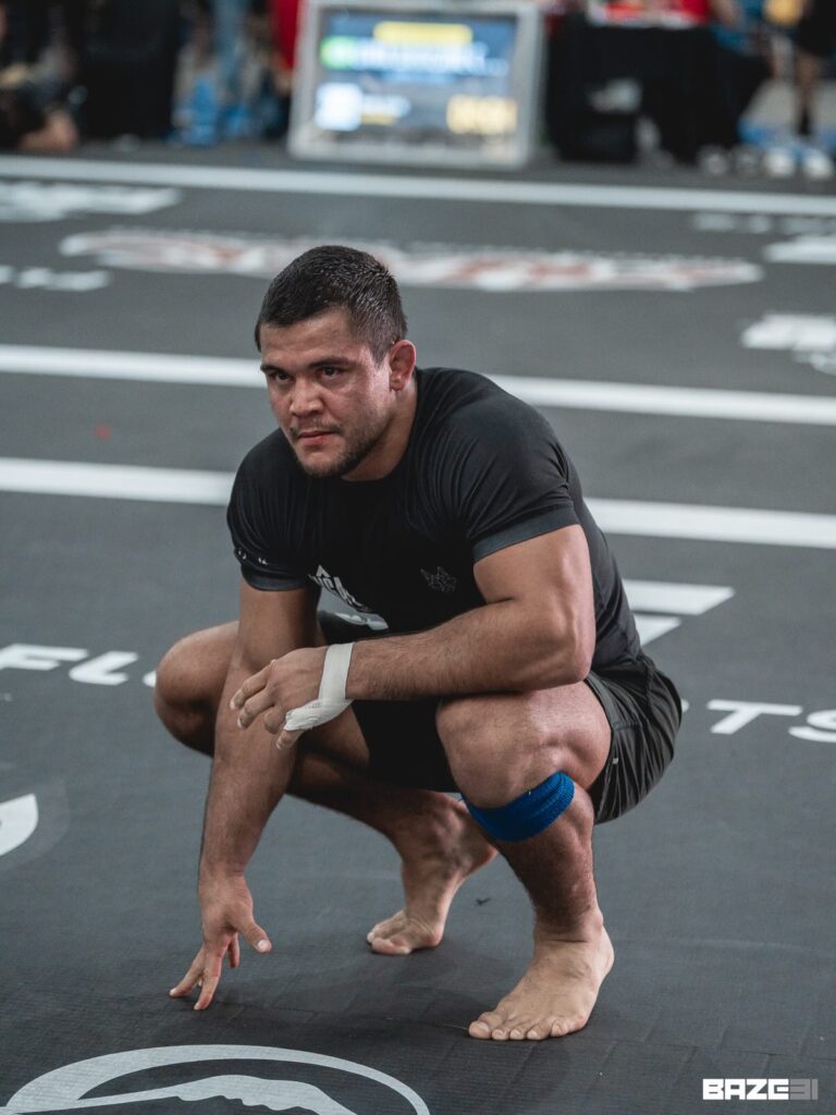 Gabriel Brod fez boa campanha no Jiu-Jitsu sem kimono; desempenho rendeu um convite para o Mundial do ADCC, na Polônia. Foto: @baze31media