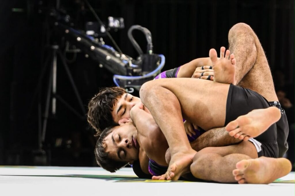James Ortiz beats a Brazilian with a flawless performance in the second fight of BJJ Stars. Photo: @paulinhocotrim / @marianacalfatbjj